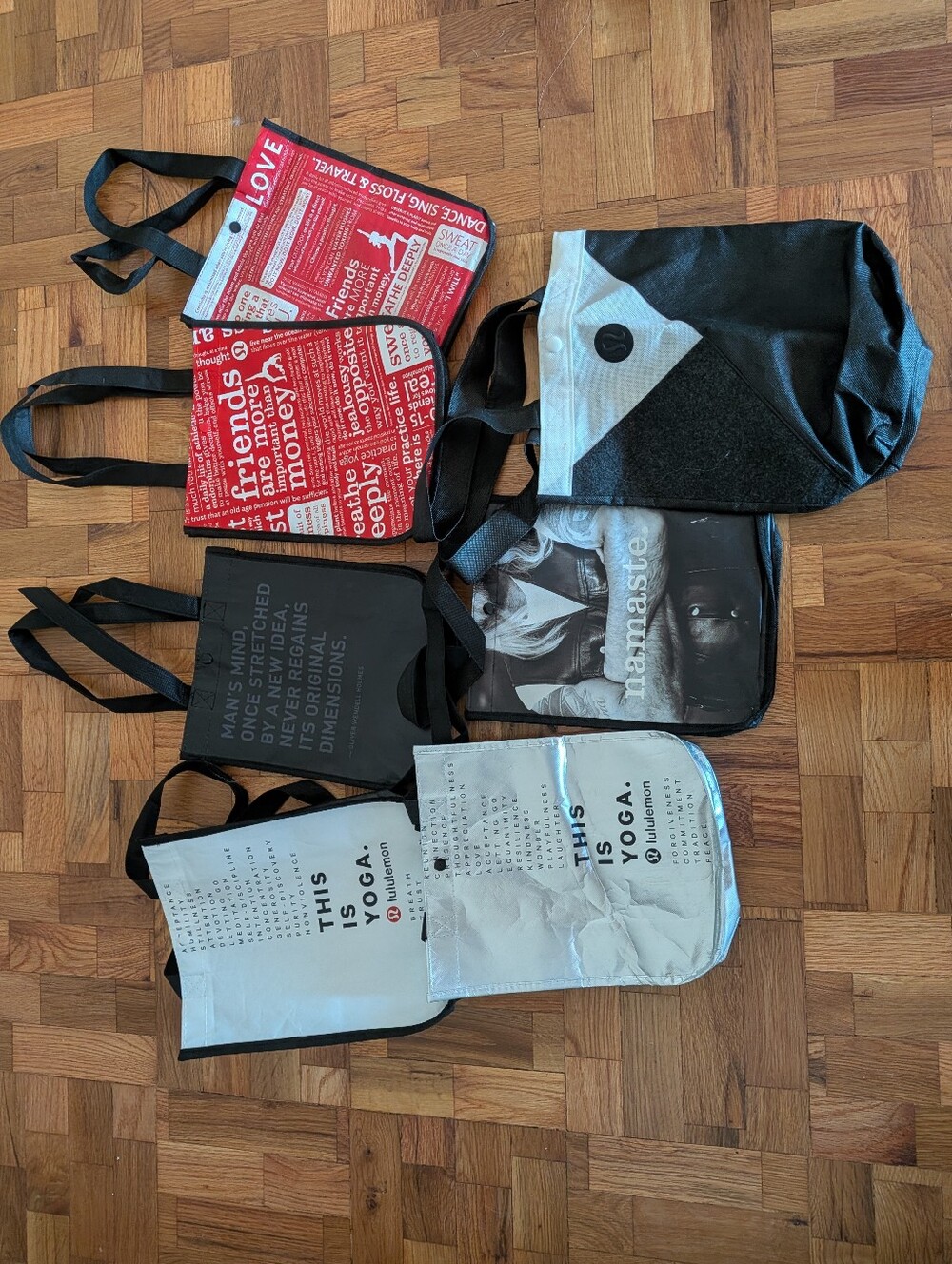 { Lululemon } Lot Of 7 Tote Bags
